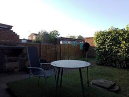 Charming Chestnut Cottage in Huntingdon