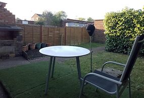 Charming Chestnut Cottage in Huntingdon