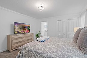 Magical Themed Home With Pool in Top Resort