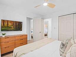 Super Boho - At Lake Toho's Water