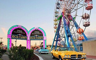 Super Boho - At Lake Toho's Water