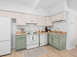 Super Boho - At Lake Toho's Water