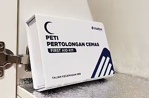 Heroes Home 8pax near Subway station