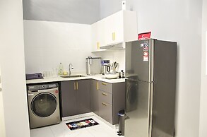 Heroes Home 8pax near Subway station