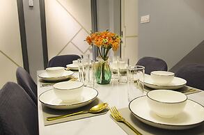 Heroes Home 8pax near Subway station