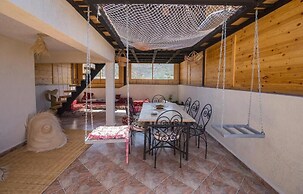 FU Space Hostel