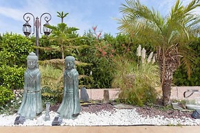 Coastal House in La Marina-sleeps6 - Private Pool