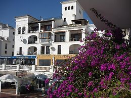 Puerto Duquesa Front Line Sea View Golf Studios - Longer Lets