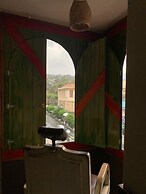Hostal Flying Donkey
