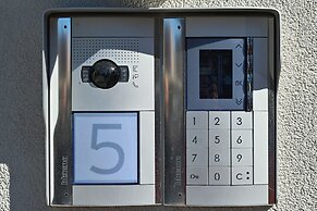 Lugano Suite Modern Concept 3