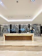 Stunning Suite With Balcony - Near MOA
