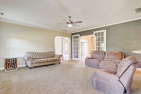 18 Mi to Pinehurst: Quiet + Spacious Family Home!
