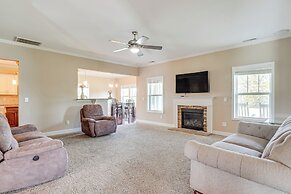 18 Mi to Pinehurst: Quiet + Spacious Family Home!