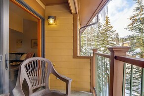 Walk to Main Street: Breck Condo w/ Balcony!