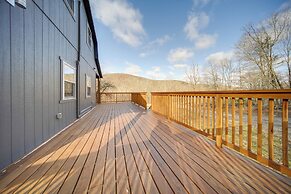 Home w/ River View & Game Room in Tidioute!
