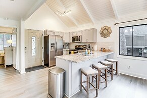 Lake & Golf Course Views: Big Canoe Home w/ Deck!