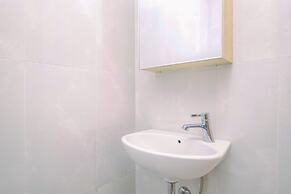 Comfy and Minimalist Studio with City View at Evenciio Margonda Apartm