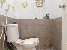 Good Deal and Comfy 2BR Apartment Green Pramuka City