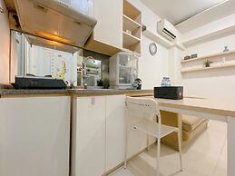 Good Deal and Comfy 2BR Apartment Green Pramuka City