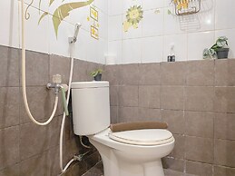 Good Deal and Comfy 2BR Apartment Green Pramuka City