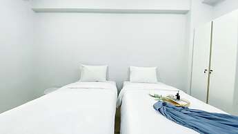 Stunning and Comfy Studio at Green Bay Pluit Apartment