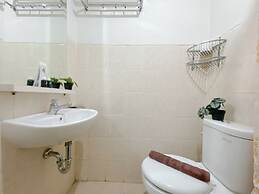 Contemporary Designed Studio Apartment Park View Condominium
