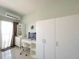 Contemporary Designed Studio Apartment Park View Condominium