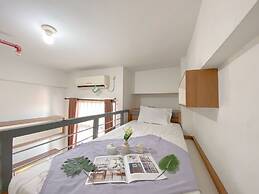 Tidy Trendy Studio Apartment Dave