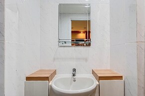 Comfy 1BR Apartment at Tamansari Skylounge Makassar