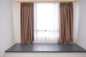 Modern Style and Homey Studio Apartment Collins Boulevard