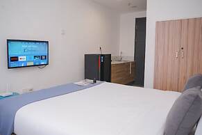 Modern Style and Homey Studio Apartment Collins Boulevard