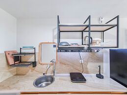 Mountain View Studio for 6 Pax at Mataram City Apartment