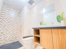 Cozy and Simply 2BR Apartment at Parahyangan Residence