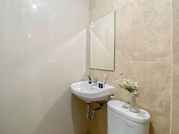 Good Place and Cozy Studio at Transpark Cibubur Apartment