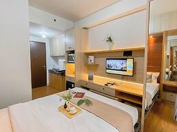 Good Place and Cozy Studio at Transpark Cibubur Apartment