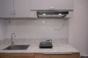 Warm and Spacious Studio Room at Collins Boulevard Apartment