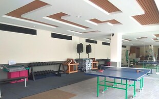 Cozy 1BR without Living Room at Royal Heights Apartment