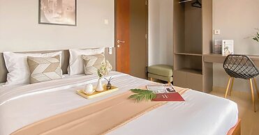 Minimalist and Cozy Living 2BR Pollux Chadstone Apartment