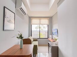 Simply Look And Best Deal 2BR at Pollux Chadstone Apartment