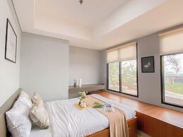 Simply Look And Best Deal 2BR at Pollux Chadstone Apartment
