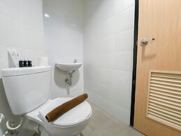 Modern Look and Homey Studio Apartment The Alton