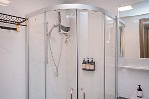 Comfortable and Best View 3BR Apartment Sky House BSD