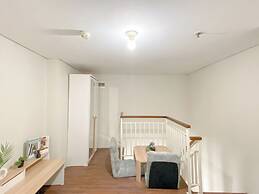 Full Furnished Studio Loft with Sofa Bed Nifarro Park Apartment