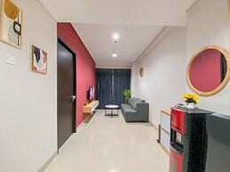 Pleasurable 1BR Apartment Patraland Amarta