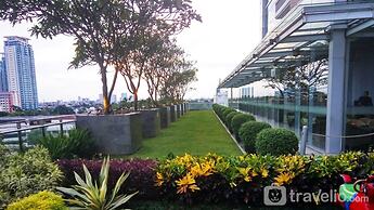 Spacious and Comfy Big Studio Apartment at Kemang Mansion