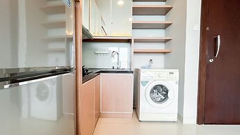 Spacious and Comfy Big Studio Apartment at Kemang Mansion