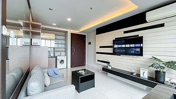 Spacious and Comfy Big Studio Apartment at Kemang Mansion