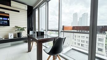 Spacious and Comfy Big Studio Apartment at Kemang Mansion