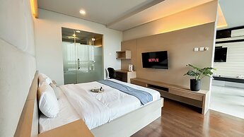 Spacious and Comfy Big Studio Apartment at Kemang Mansion