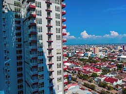 Luxurious 1BR at Vida View Makassar Apartment